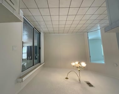 827 Sunglow Street - Photo Thumbnail 7