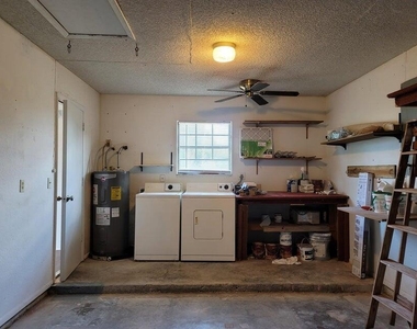 311 Sw Virden Court - Photo Thumbnail 14