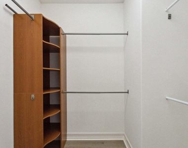 3863 Ne 22nd Way - Photo Thumbnail 35