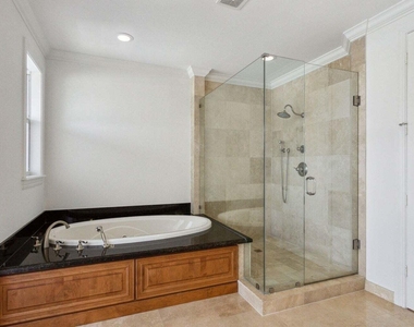 3863 Ne 22nd Way - Photo Thumbnail 38