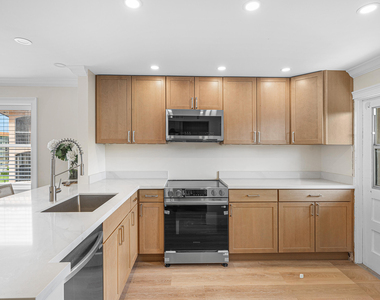 2871 N Ocean Boulevard - Photo Thumbnail 4