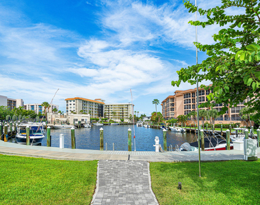 2871 N Ocean Boulevard - Photo Thumbnail 13
