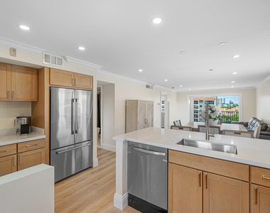 2871 N Ocean Boulevard - Photo Thumbnail 3