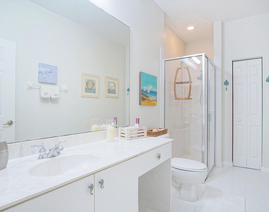 503 Southstar Drive - Photo Thumbnail 9
