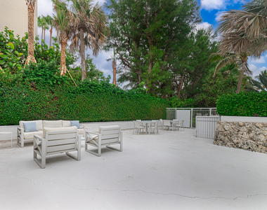 2780 S Ocean Boulevard - Photo Thumbnail 33