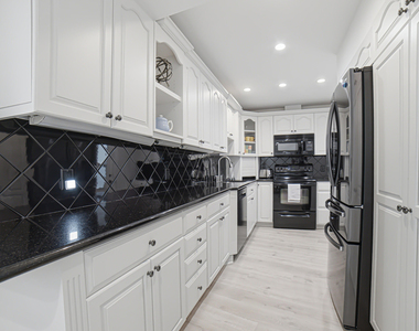 2780 S Ocean Boulevard - Photo Thumbnail 7