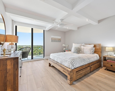 100 S Beach Road - Photo Thumbnail 26