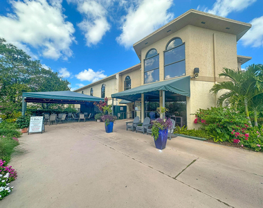 3661 Via Poinciana - Photo Thumbnail 9