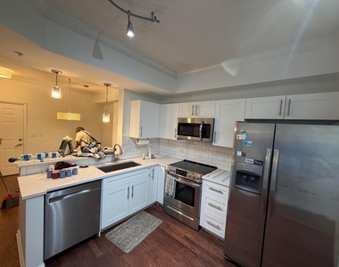 533 Ne 3rd Avenue - Photo Thumbnail 5