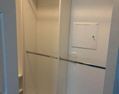 533 Ne 3rd Avenue - Photo Thumbnail 17