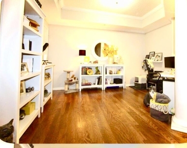 533 Ne 3rd Avenue - Photo Thumbnail 9