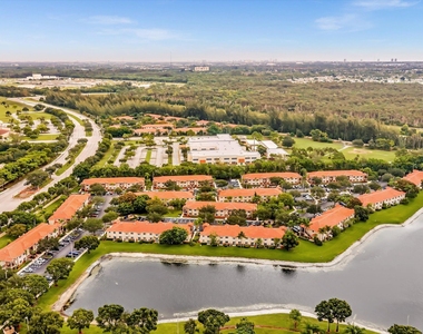 3504 Briar Bay Boulevard - Photo Thumbnail 19