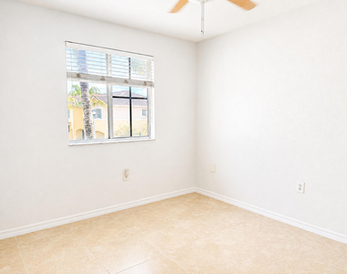 6007 Sw 19th Street - Photo Thumbnail 8