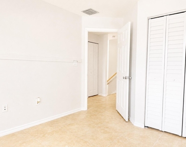 6007 Sw 19th Street - Photo Thumbnail 9