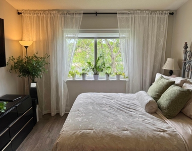 3478 Briar Bay Boulevard - Photo Thumbnail 6