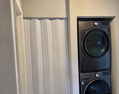 3478 Briar Bay Boulevard - Photo Thumbnail 11