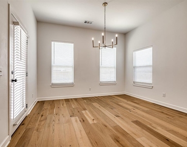 16204 S 89 Street - Photo Thumbnail 18
