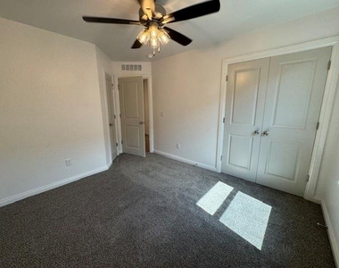 20091 Woodrock Street - Photo Thumbnail 8