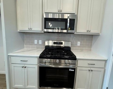 20091 Woodrock Street - Photo Thumbnail 12
