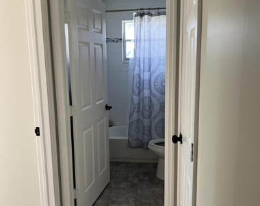 2222 Ne 3rd Avenue - Photo Thumbnail 6