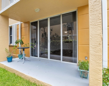 1341 Se 3rd Avenue - Photo Thumbnail 10