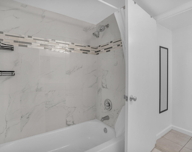 1341 Se 3rd Avenue - Photo Thumbnail 6