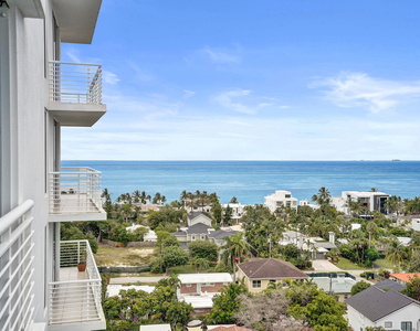 2821 N Ocean Boulevard - Photo Thumbnail 11