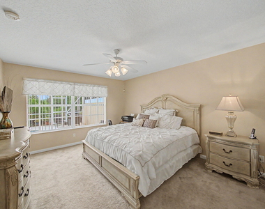 10617 Sw Hartwick Drive - Photo Thumbnail 15