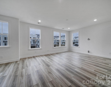 9220 Walnut Hill Road Nw - Photo Thumbnail 15