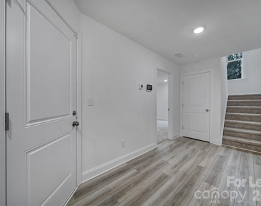 9220 Walnut Hill Road Nw - Photo Thumbnail 3