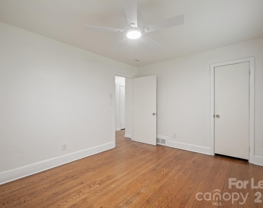 7122 Mallard Creek Road - Photo Thumbnail 12