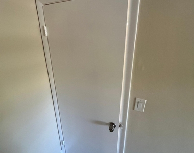1370 Ne 119th Street - Photo Thumbnail 40