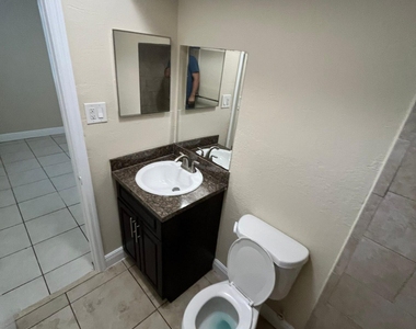 1370 Ne 119th Street - Photo Thumbnail 49