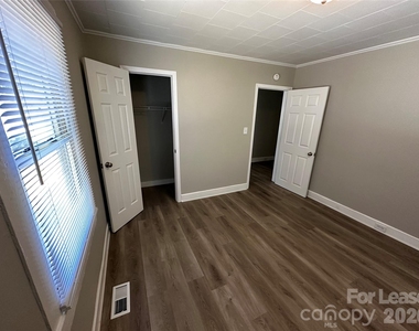 603 Robbins Street - Photo Thumbnail 13