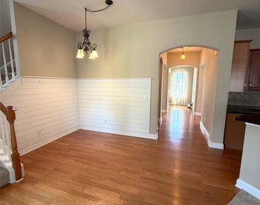 10729 Serape Road - Photo Thumbnail 15