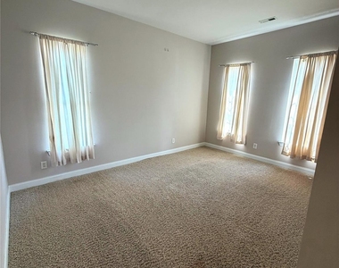 10729 Serape Road - Photo Thumbnail 6