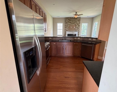 10729 Serape Road - Photo Thumbnail 10