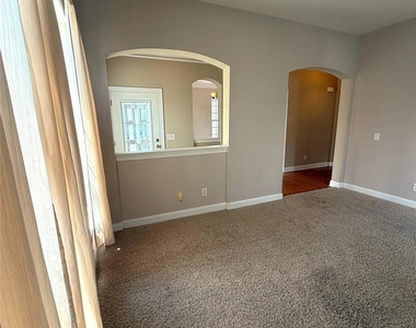 10729 Serape Road - Photo Thumbnail 8