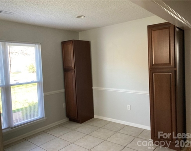 12639 Delman Lane - Photo Thumbnail 2