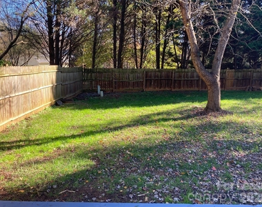 12639 Delman Lane - Photo Thumbnail 10