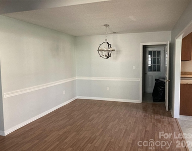 12639 Delman Lane - Photo Thumbnail 4