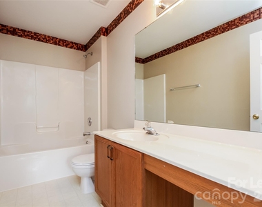 601 N Mulberry Street - Photo Thumbnail 12