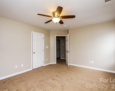 601 N Mulberry Street - Photo Thumbnail 8
