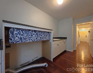 14536 Reese Boulevard - Photo Thumbnail 6