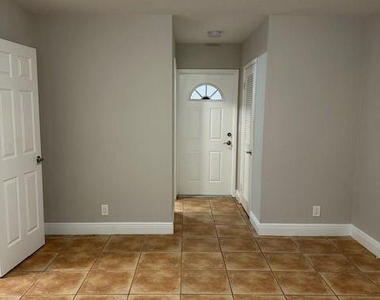 1440 Miami Road - Photo Thumbnail 4