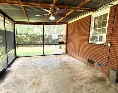 4410 Brooktree Drive - Photo Thumbnail 18