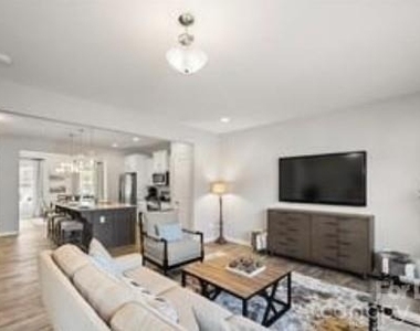 15119 Meacham Farm Drive - Photo Thumbnail 3