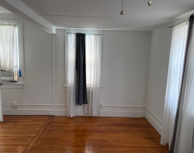 1912 Arthur Street - Photo Thumbnail 6