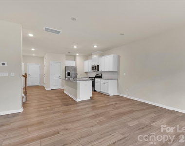 2777 Yeager Drive Nw - Photo Thumbnail 6