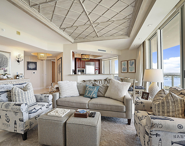 2700 N Ocean Drive - Photo Thumbnail 1
